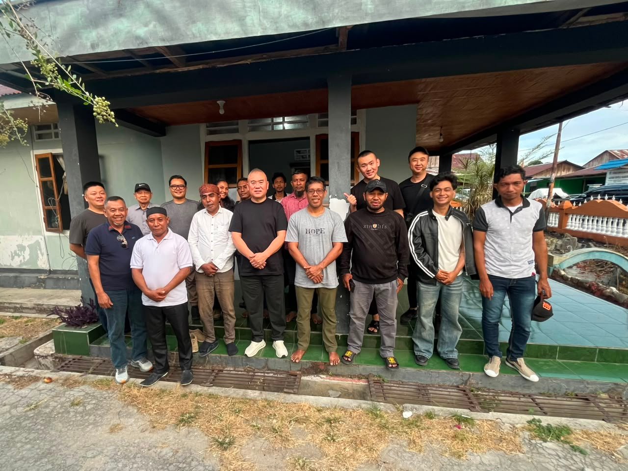 MEA-GTM Sambangi Rumah Tua Raja Kayeli, bersama Petuanan Kayeli serta Perwakilan Koperasi guna membahas masa depan kerja sama dan potensi wilayah di Pulau Buru